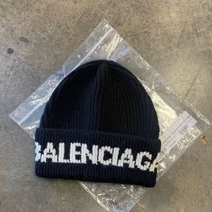 BALENCIAGA BEANIE UNISEX